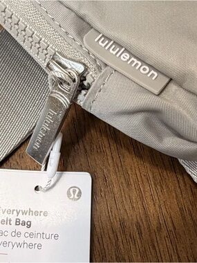 NWT Lululemon Everywhere Belt Bag 1L Light Gray Silver OG Style